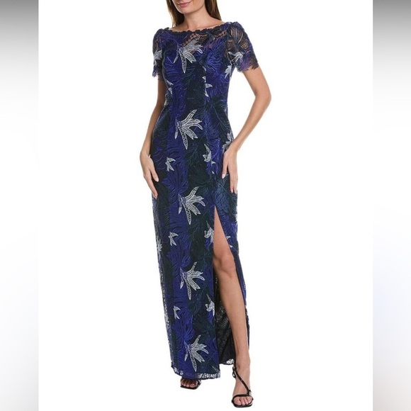 Marchesa Dresses & Skirts - MARCHESA Norte Lace Short Sleeve Lace Column Gown